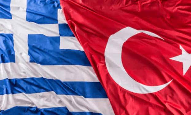 Ελληνική και τουρκική σημαία — ελληνοτουρκικές σχέσεις
