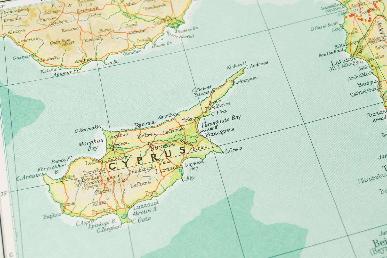 Βιομηχανικός εκσκαφέας σε λιγνιτωρυχείο
